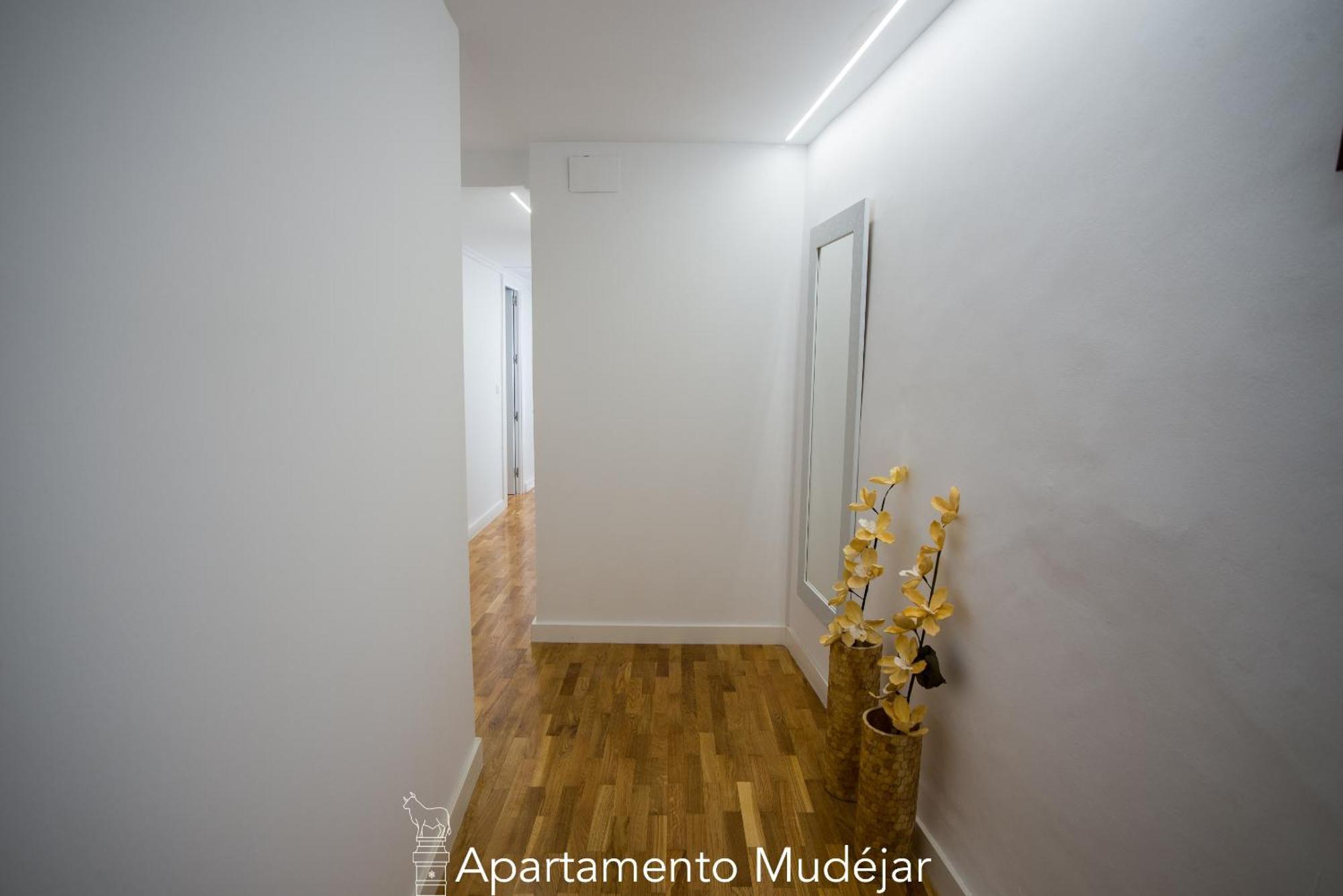 Apartamentos Plaza Del Torico Teruel Oda fotoğraf